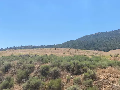 0 Dennison Rd, Tehachapi, CA 93561 photo 3