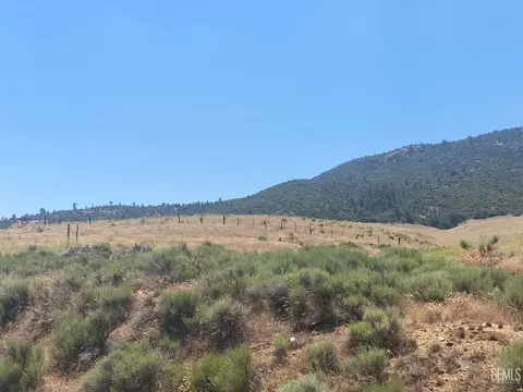 0 Dennison Rd, Tehachapi, CA 93561 photo 2