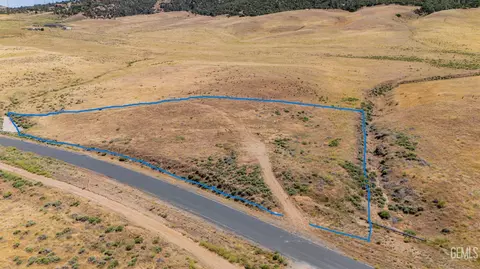 0 Dennison Rd, Tehachapi, CA 93561