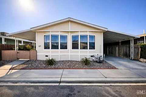 1301 Taft Hwy #27, Bakersfield, CA 93307