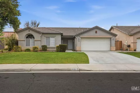 6017 Lakewood Shores Dr, Bakersfield, CA 93312
