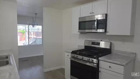 33 Tee Ln, Bakersfield, CA 93308 photo 6