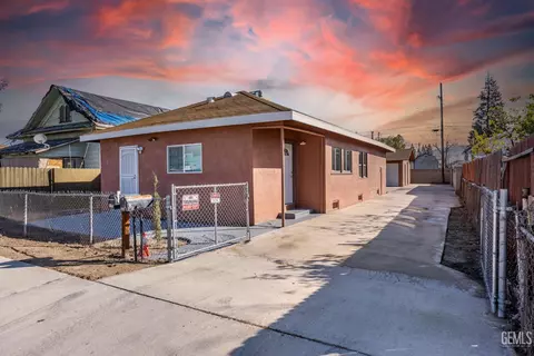3430 M St, Bakersfield, CA 93301