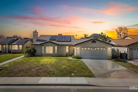 737 Concord Ct, Mcfarland, CA 93250