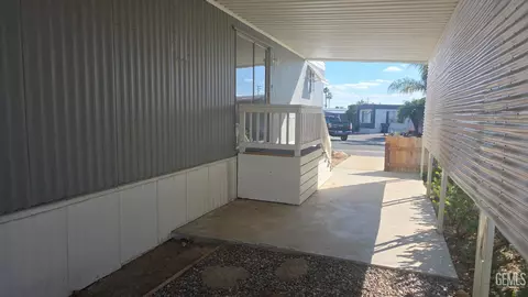 65 Eagle Ln, Bakersfield, CA 93308 photo 13