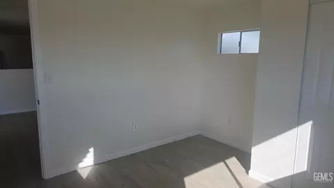 65 Eagle Ln, Bakersfield, CA 93308 photo 8