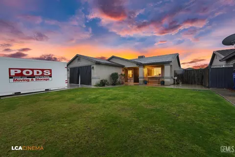 605 Corregidora Ave, Bakersfield, CA 93307 photo 1