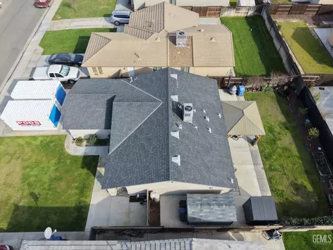605 Corregidora Ave, Bakersfield, CA 93307 photo 21