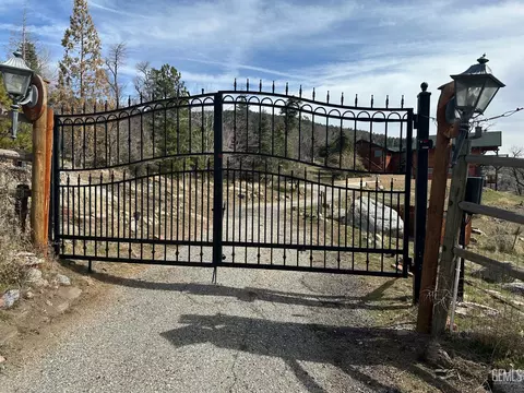 Other - 26840 Medicine Bow Ct, Tehachapi, CA 93561 photo 8 of 8