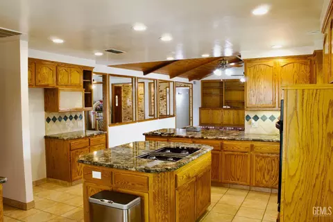 Kitchen - 10331 Shellabarger Rd, Bakersfield, CA 93312 photo 2 of 2