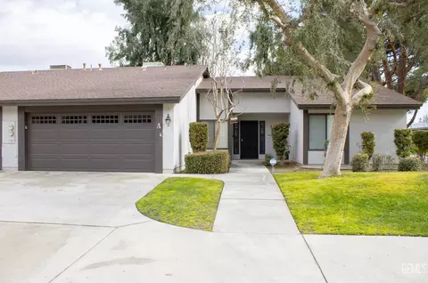 5800 Kirkside Dr #A, Bakersfield, CA 93309