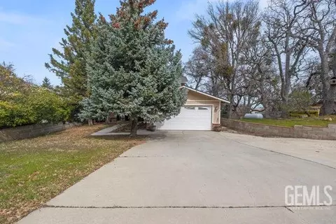 Other - 18260 Alps Dr, Tehachapi, CA 93561 photo 5 of 12