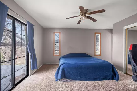 Bedroom - 18260 Alps Dr, Tehachapi, CA 93561 photo 1 of 3