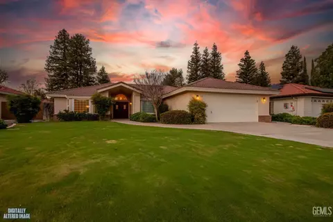 7408 Feather River Dr, Bakersfield, CA 93308