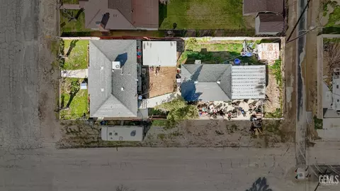 View/Area - 500 Jackson St, Taft, CA 93268 photo 4 of 5