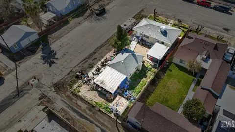View/Area - 500 Jackson St, Taft, CA 93268 photo 2 of 5
