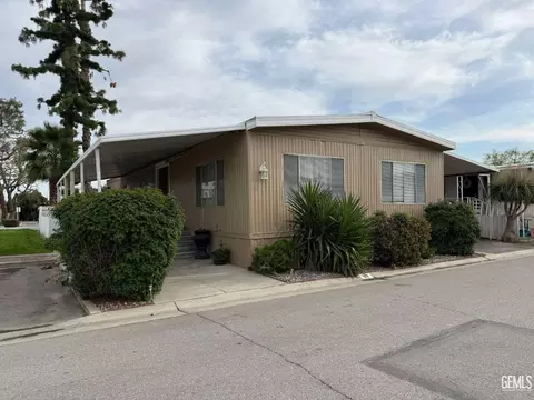 4401 Hughes Ln #62, Bakersfield, CA 93304