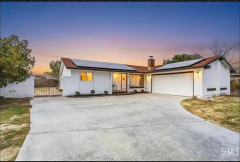 21411 Applewood Dr, California City, CA 93505