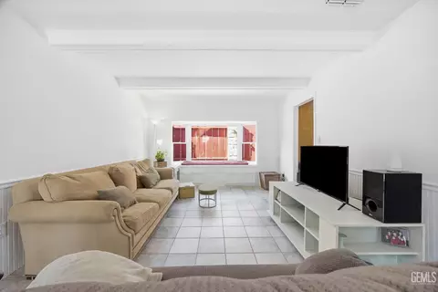 Other - 403 Alpine St, Taft, CA 93268 photo 1 of 9