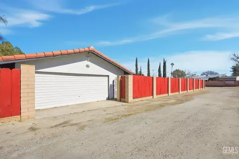 Other - 403 Alpine St, Taft, CA 93268 photo 8 of 9