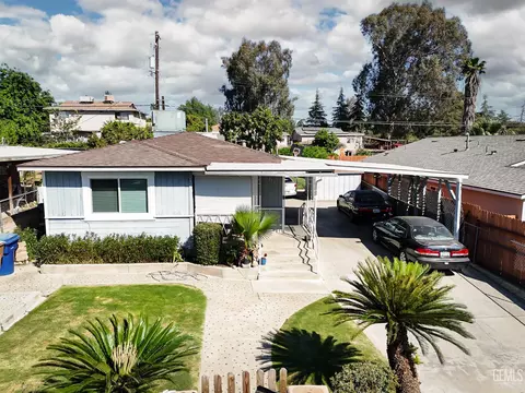 2221 Robinson St, Bakersfield, CA 93305