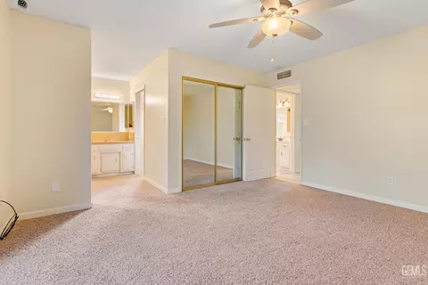 Bedroom - 3012 Pendleton Ct, Bakersfield, CA 93309 photo 2 of 6
