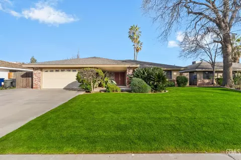 Exterior - 3012 Pendleton Ct, Bakersfield, CA 93309 photo 1 of 5