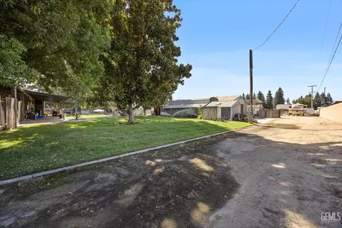 Exterior - 16451 Barton Ln, Bakersfield, CA 93314 photo 18 of 18