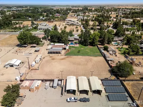 View/Area - 16451 Barton Ln, Bakersfield, CA 93314 photo 5 of 6