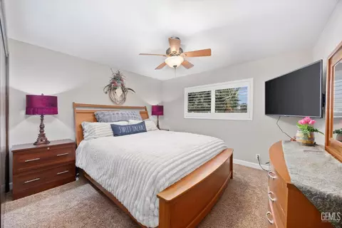 Bedroom - 16451 Barton Ln, Bakersfield, CA 93314 photo 2 of 2