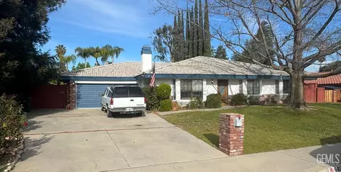 6020 Medio Luna Ave, Bakersfield, CA 93306