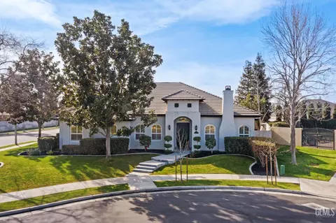 12401 Southworth Ct, Bakersfield, CA 93311