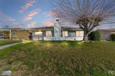 3100 Leonard St, Bakersfield, CA 93304