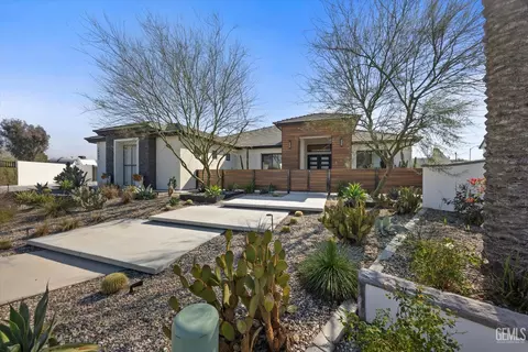 Exterior - 16601 Keystone Pl, Bakersfield, CA 93314 photo 7 of 18