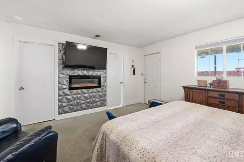 Bedroom - 25473 Barbara St, Arvin, CA 93203 photo 2 of 5
