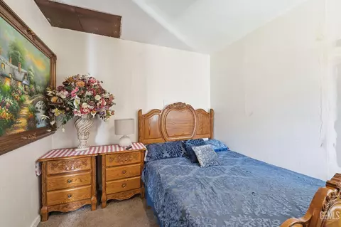 Bedroom - 25473 Barbara St, Arvin, CA 93203 photo 4 of 5