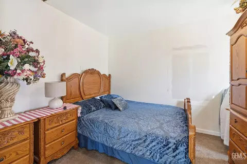 Bedroom - 25473 Barbara St, Arvin, CA 93203 photo 5 of 5