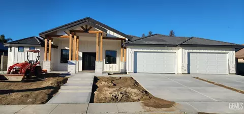 15520 Georges Letour Ave, Bakersfield, CA 93314