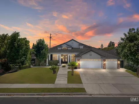 1910 Three Bridges Way, Bakersfield, CA 93311