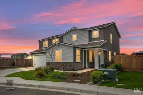 7215 Shooting Star Ct, Bakersfield, CA 93311