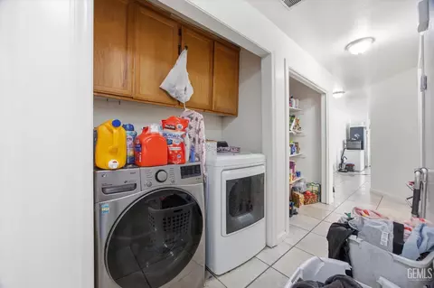 Other - 106 E Warren Ave, Bakersfield, CA 93308 photo 8 of 8