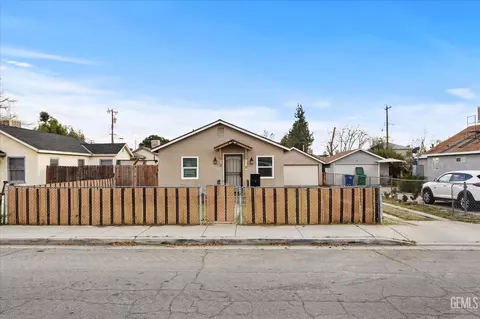 115 E Moneta Ave, Bakersfield, CA 93308