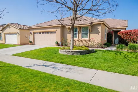 509 Jewel Flower St, Bakersfield, CA 93312