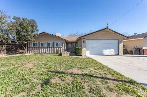 2316 Sandpiper Rd, Bakersfield, CA 93309