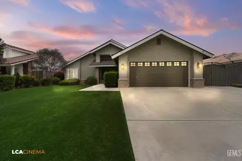 5217 Bold Venture Ct, Bakersfield, CA 93312