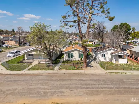 220 Moneta Ave, Bakersfield, CA 93308