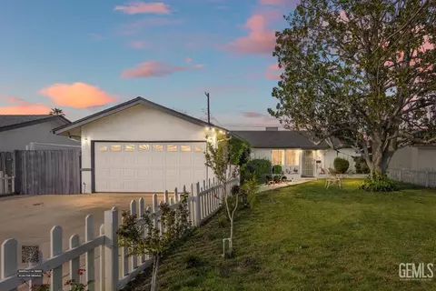 1804 Le May Ave, Bakersfield, CA 93304