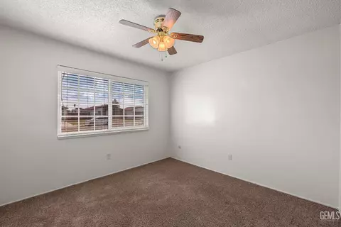 Bedroom - 10908 Michele Ave, Bakersfield, CA 93312 photo 6 of 7