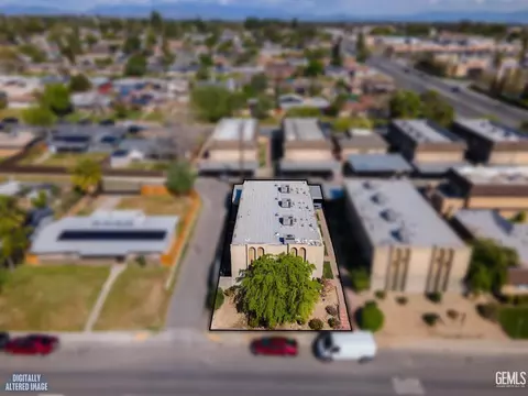 2713 Haley St, Bakersfield, CA 93305