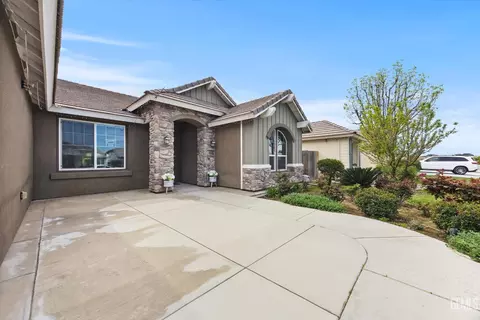 Other - 9801 Biscayne Dr, Bakersfield, CA 93311 photo 3 of 20